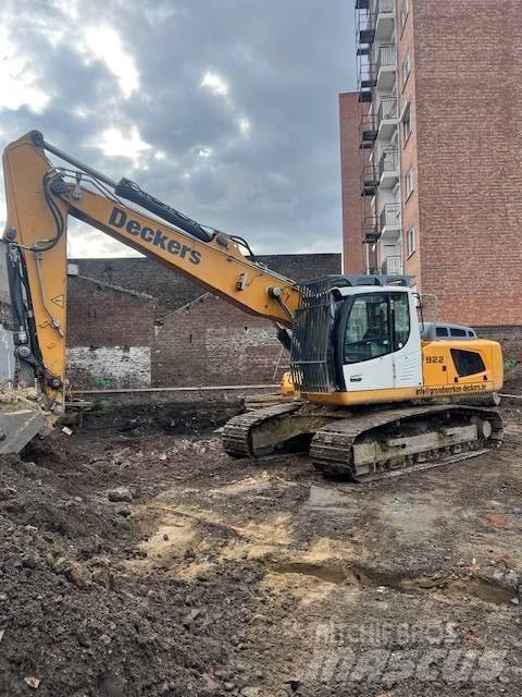 Liebherr 922 대형 굴삭기 29톤 이상