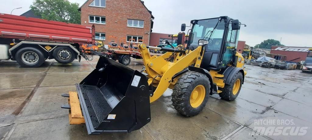 CAT 908M  휠로우더