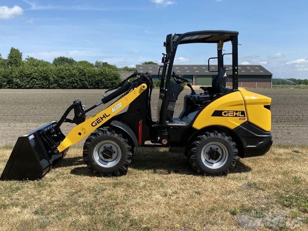 Gehl AL330  휠로우더