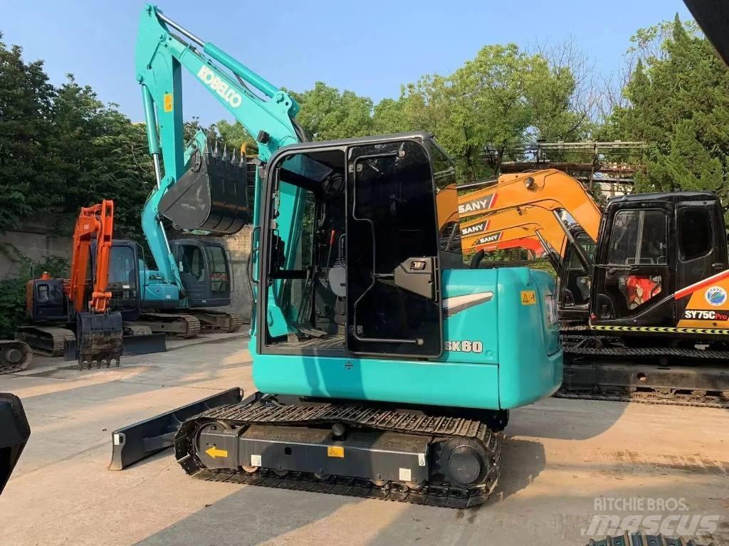 Kobelco SK80D 중형굴삭기 7톤-28톤