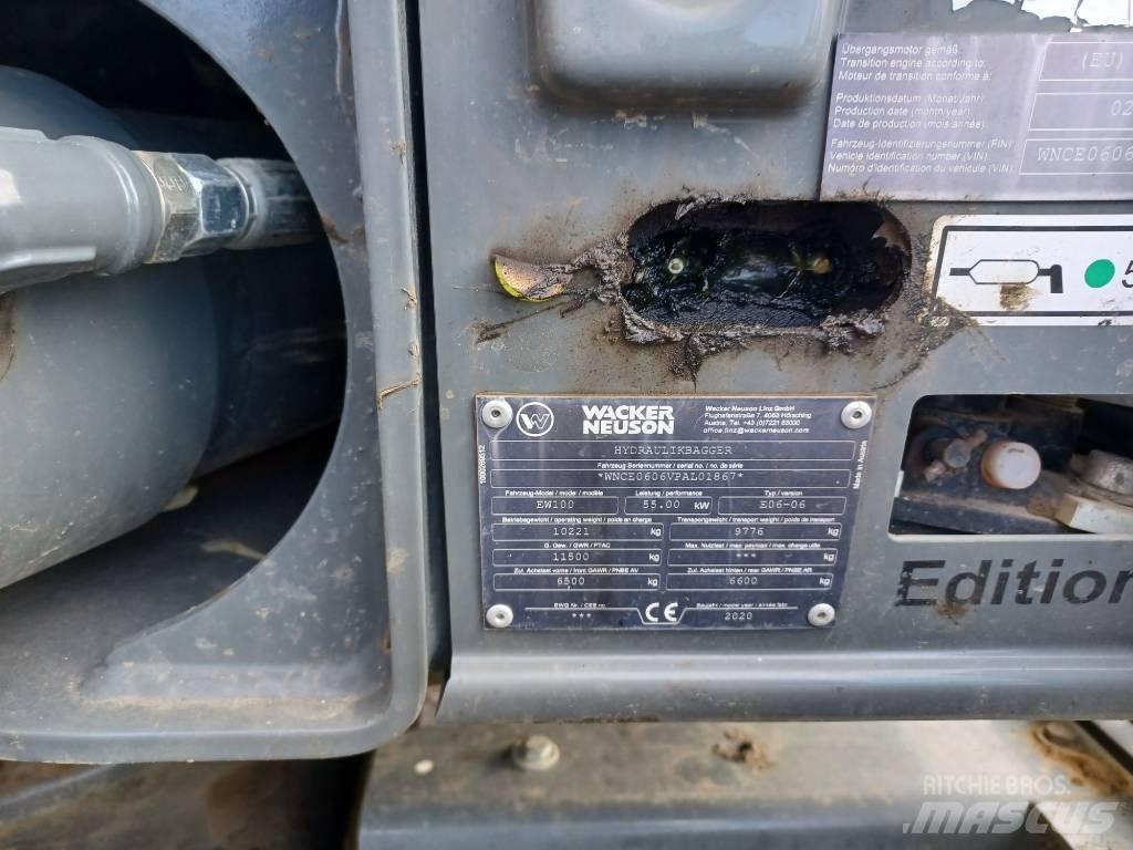 Wacker Neuson EW100  휠 굴삭기