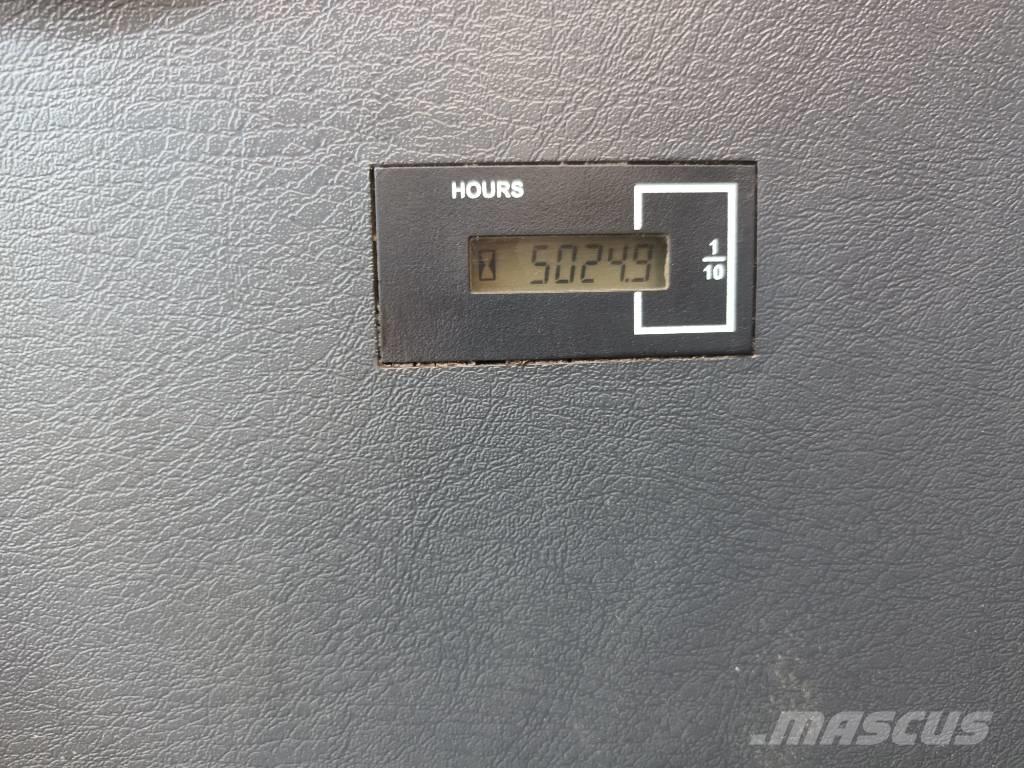 Hyundai HX 235 LCR 대형 굴삭기 29톤 이상