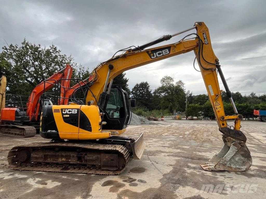 JCB JZ140 with blade 대형 굴삭기 29톤 이상