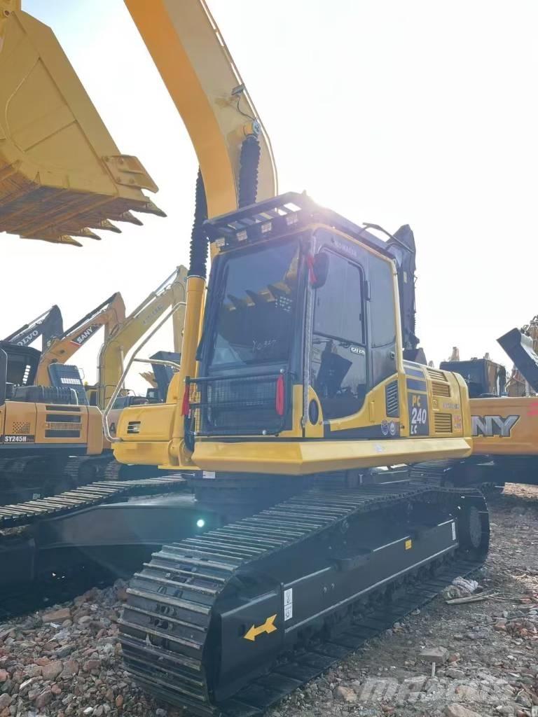 Komatsu 240 LC-8 대형 굴삭기 29톤 이상