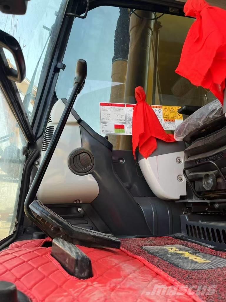 Komatsu 240 LC-8 대형 굴삭기 29톤 이상