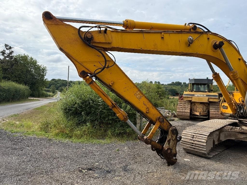 JCB JS 240 LC 대형 굴삭기 29톤 이상