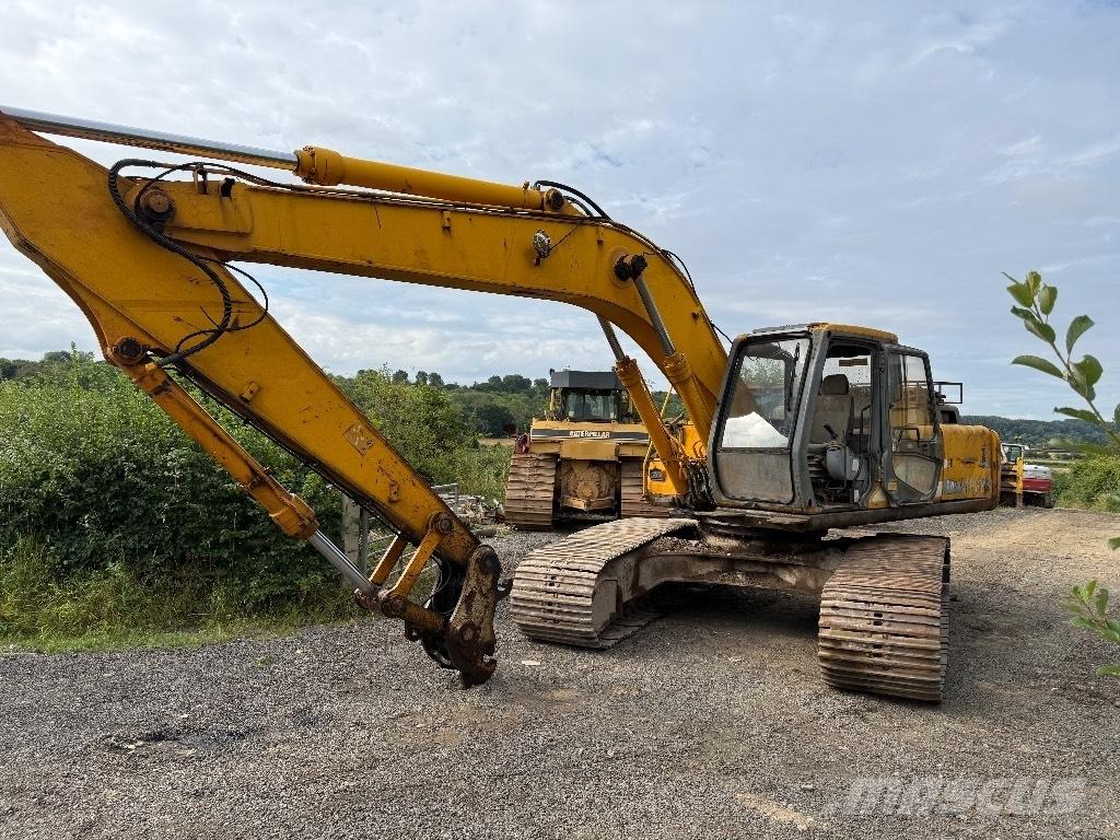 JCB JS 240 LC 대형 굴삭기 29톤 이상