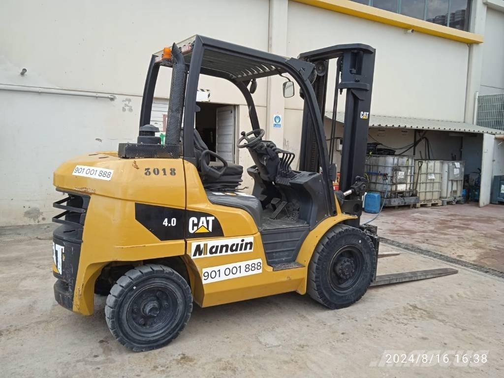 CAT DP 40 디젤 지게차