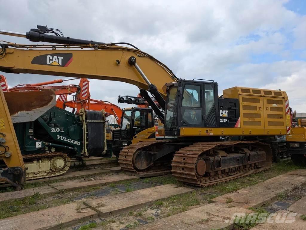 CAT 374F 대형 굴삭기 29톤 이상