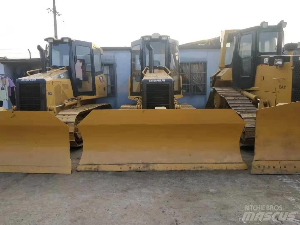 CAT D5M 크롤러 도저