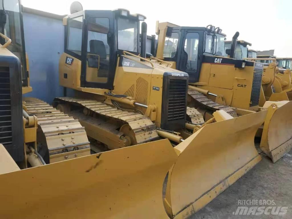 CAT D5M 크롤러 도저