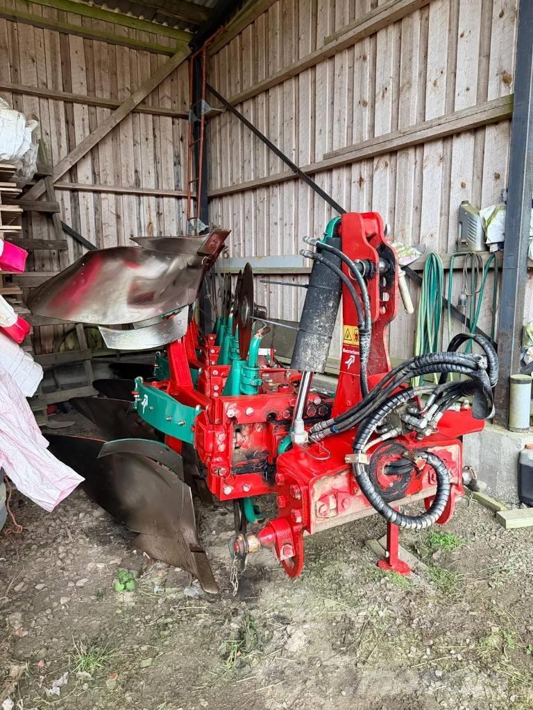 Kverneland ES85 가역 플로우(쟁기)