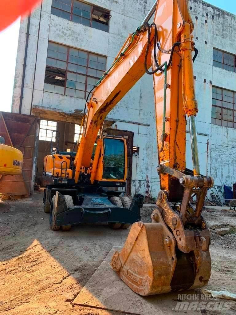Hyundai R210W-9 대형 굴삭기 29톤 이상