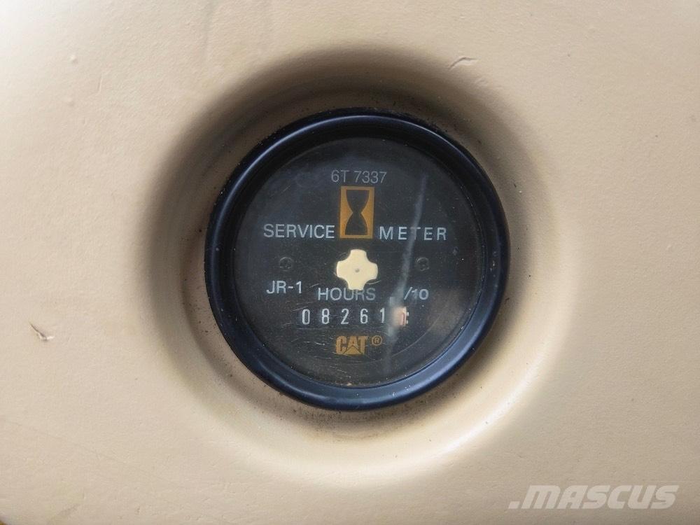 CAT 320BL 대형 굴삭기 29톤 이상