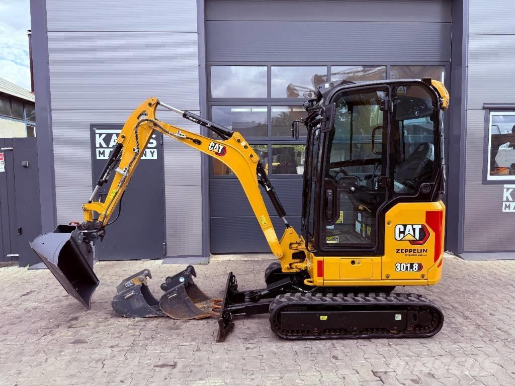 CAT 301.8 소형 굴삭기 7톤 미만