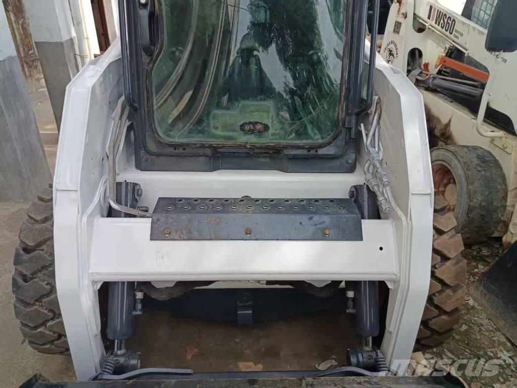 Bobcat S160  스키드로더