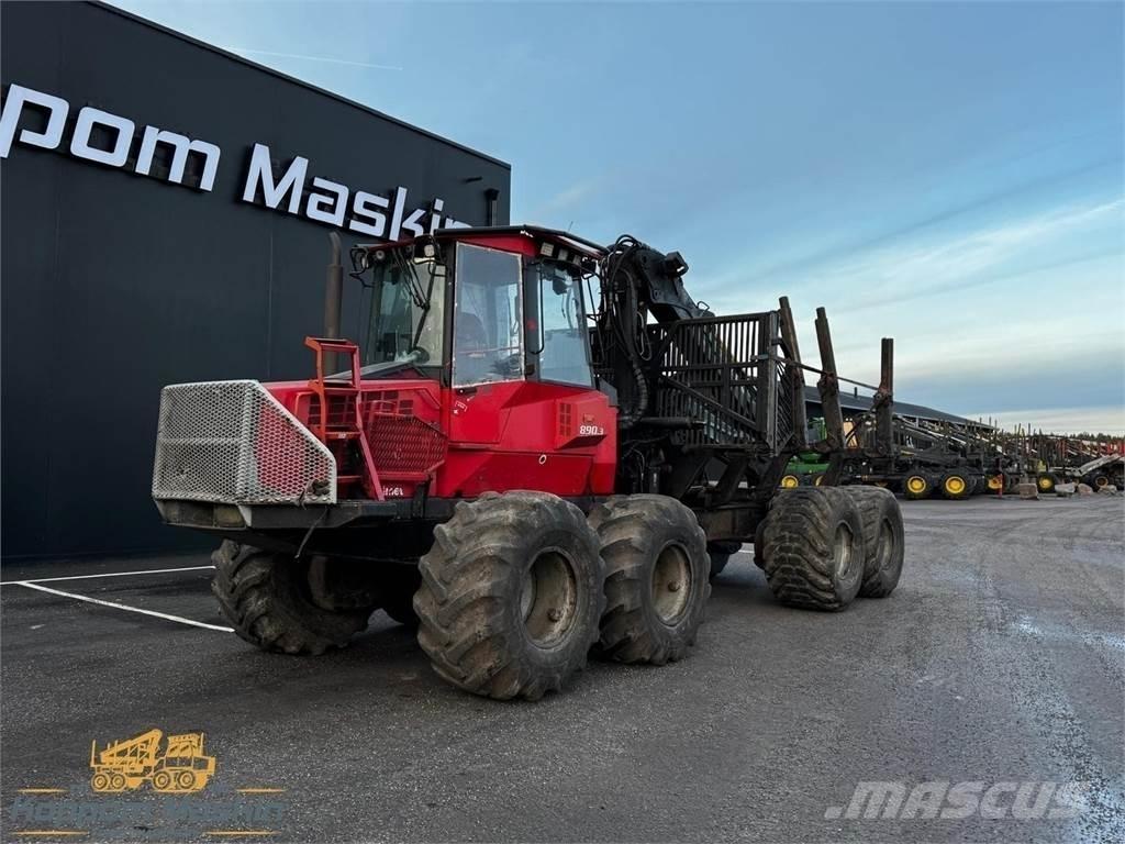 Valmet 890.3 원목 포워더