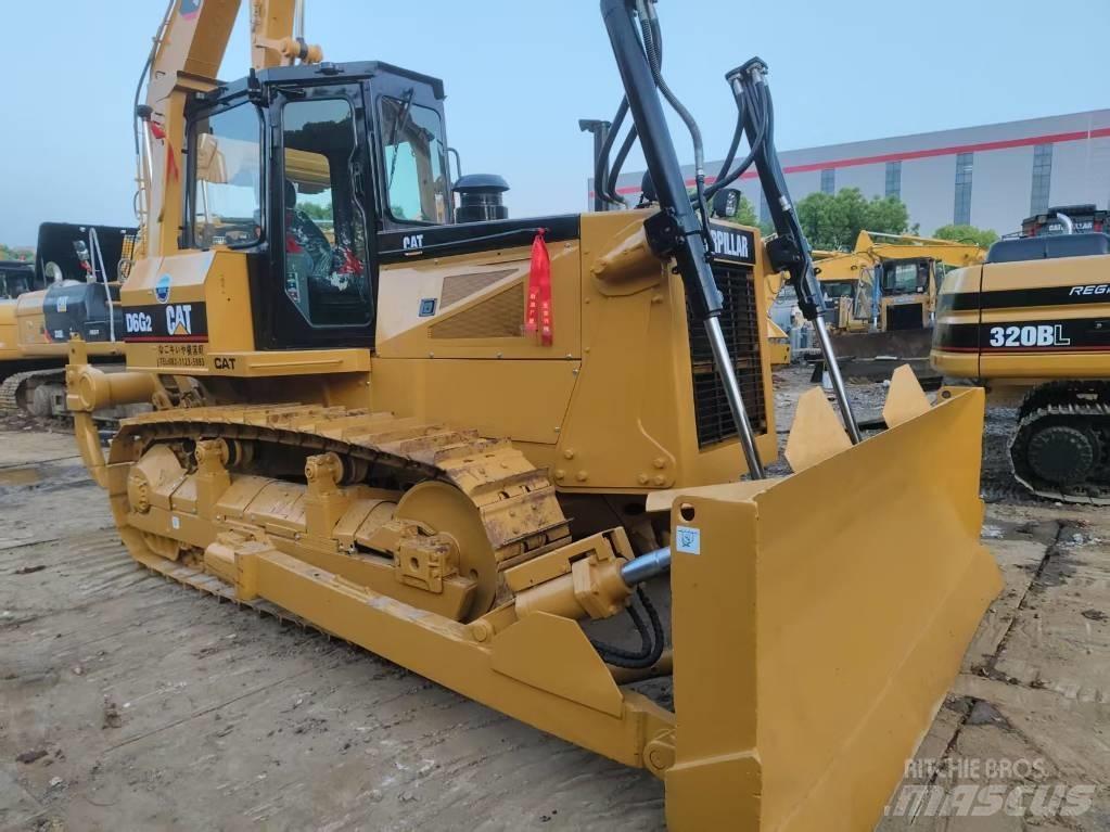 CAT D6G2 대형 굴삭기 29톤 이상