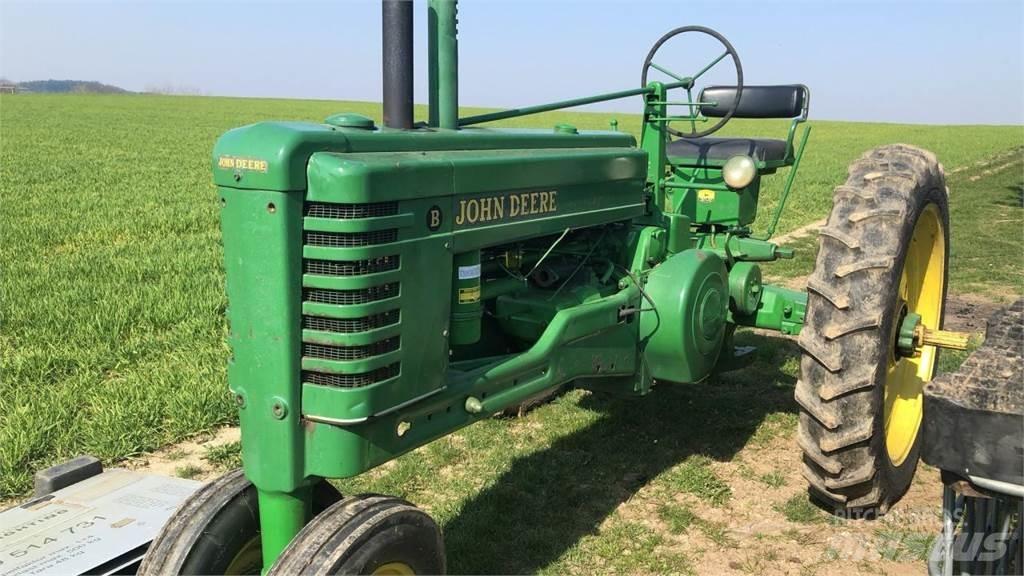 John Deere Model B 트랙터