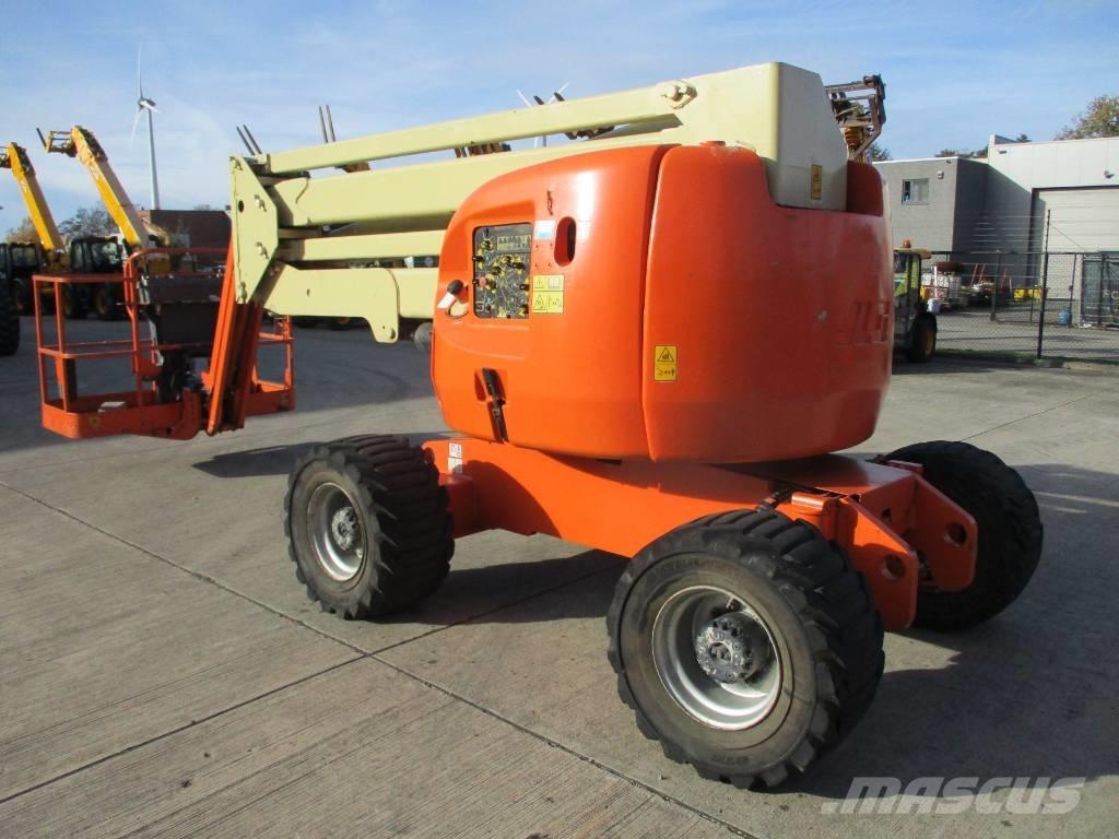 JLG 450 AJ (747) 관절형 전동이동 리프트