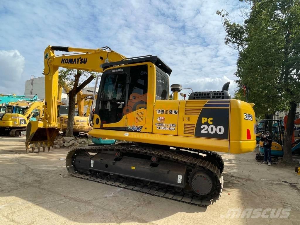 Komatsu PC 200-8 대형 굴삭기 29톤 이상