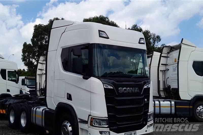 Scania R560 기타 트럭