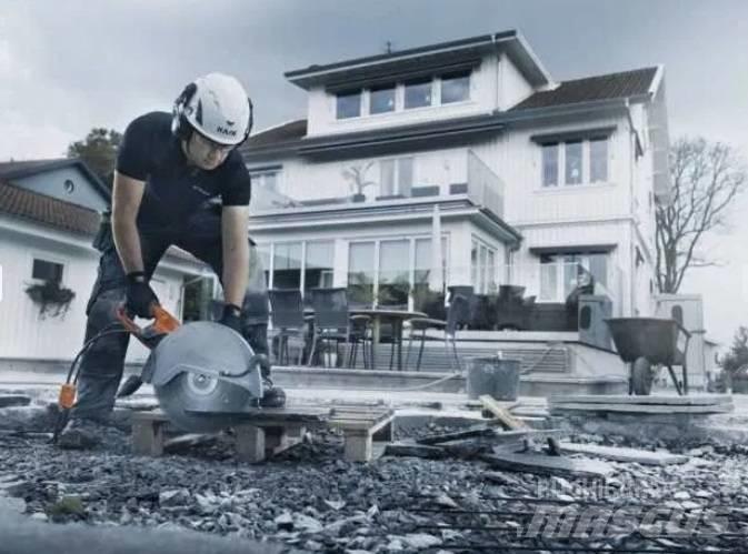 Husqvarna K4000 건설 장비 - 기타