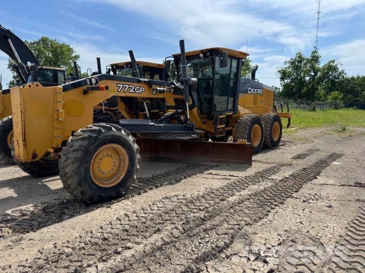 DEERE 772GP 그레이더