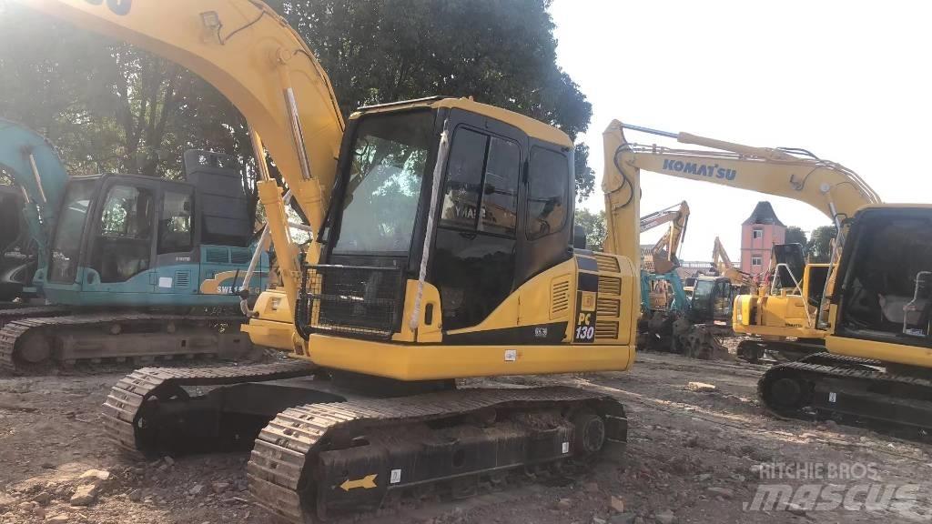 Komatsu PC 130 대형 굴삭기 29톤 이상