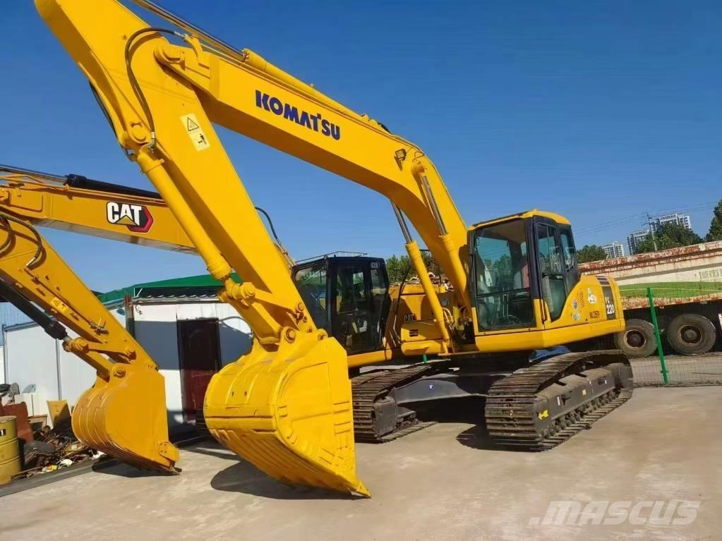 Komatsu PC 220 대형 굴삭기 29톤 이상