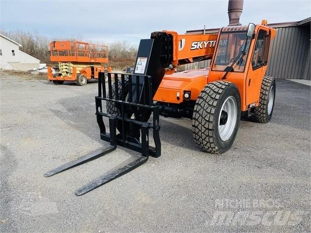 SkyTrak 8042 텔러 핸들러