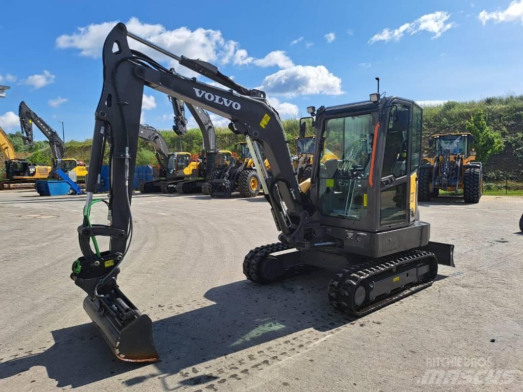 Volvo EC 37 F 소형 굴삭기 7톤 미만