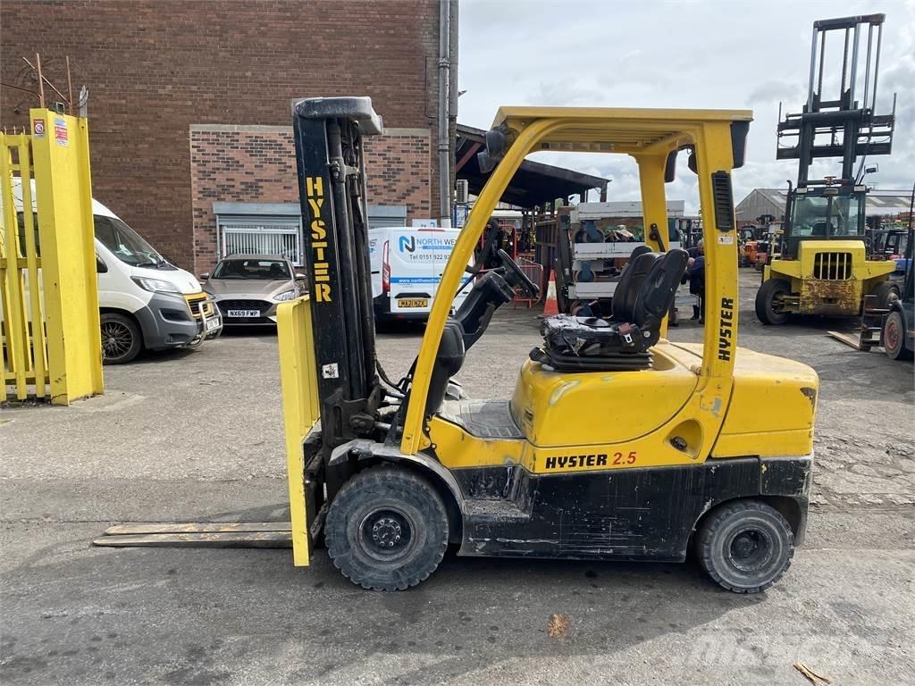 Hyster H2.5CT 디젤 지게차
