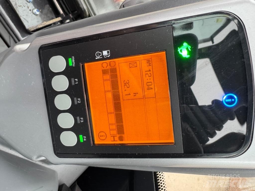 Yanmar SV17VT (18136) 소형 굴삭기 7톤 미만