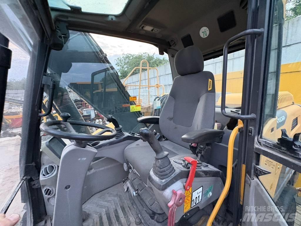 Volvo EW 160 D  휠 굴삭기
