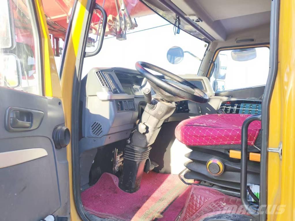 Sany SAC4500T A/T 크레인