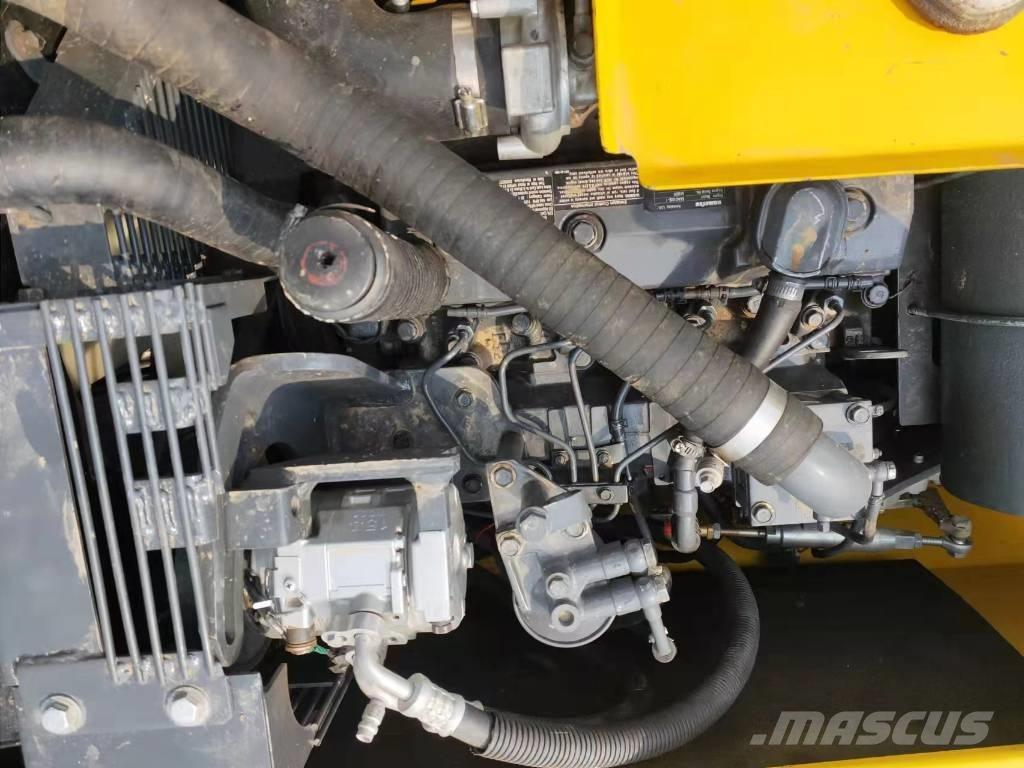 Komatsu PC 130 LC 대형 굴삭기 29톤 이상