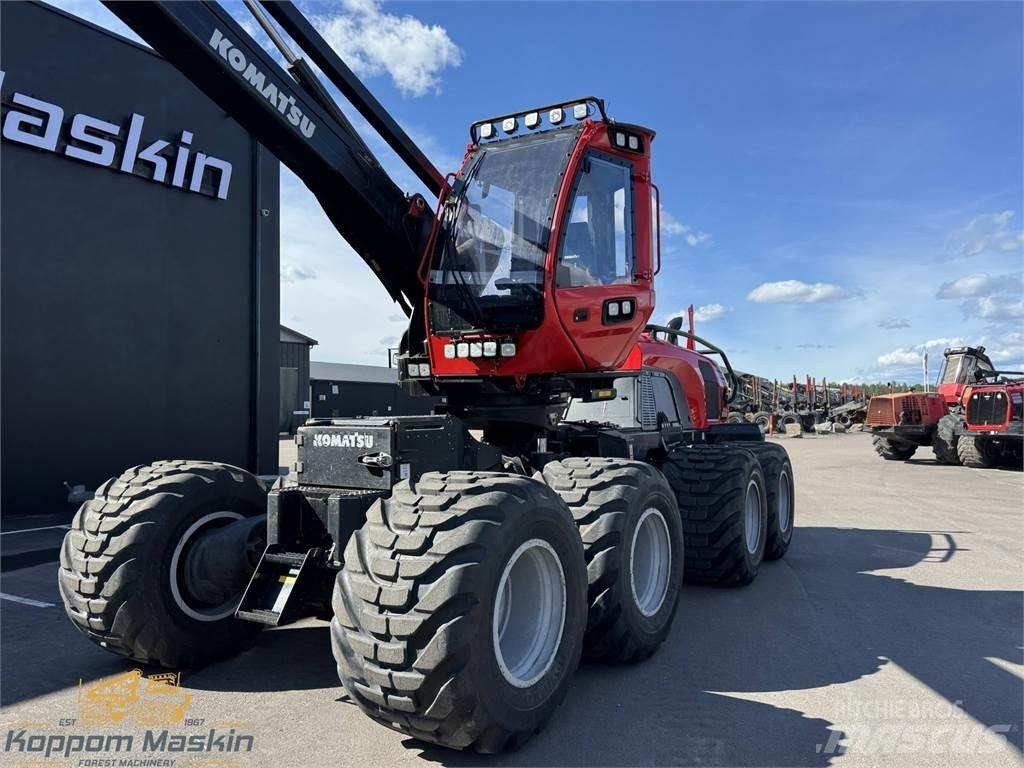 Komatsu 931XC 원목 하베스터