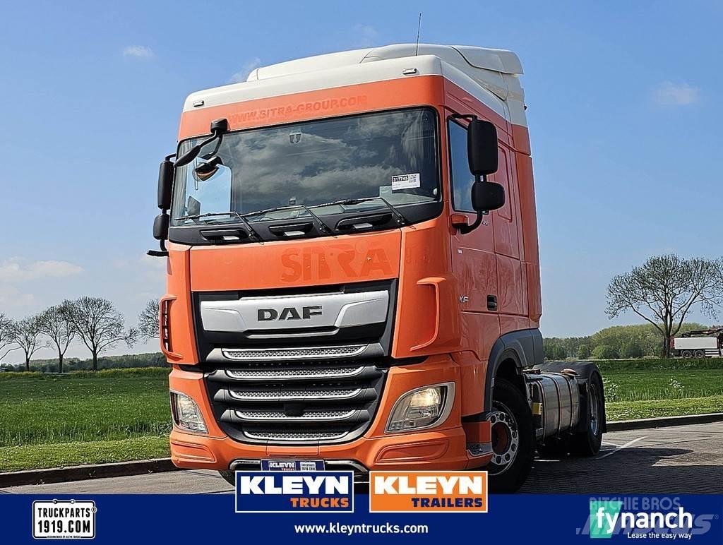 DAF XF 450 트랙터 유닛