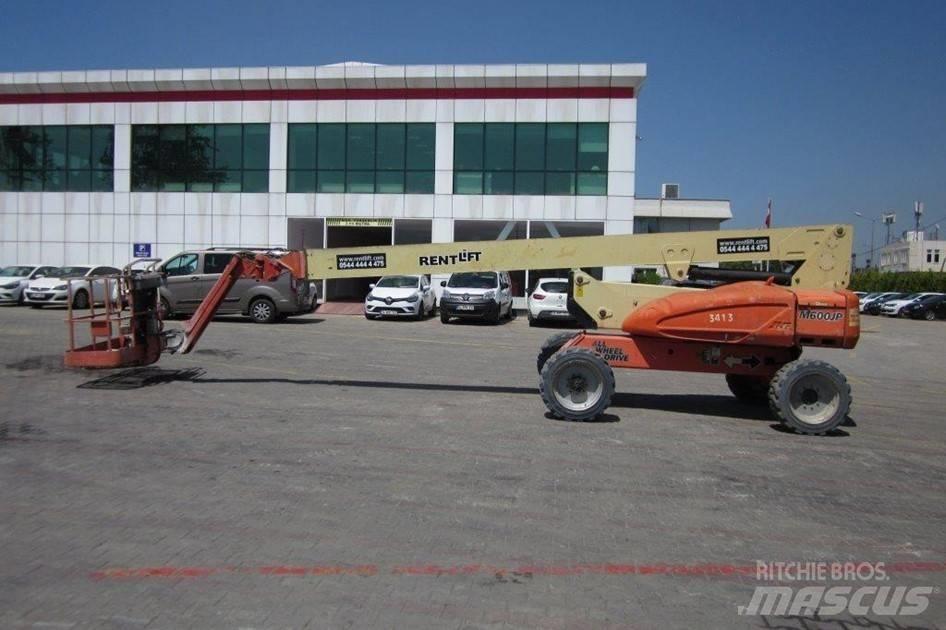JLG M 600 JP 관절형 전동이동 리프트