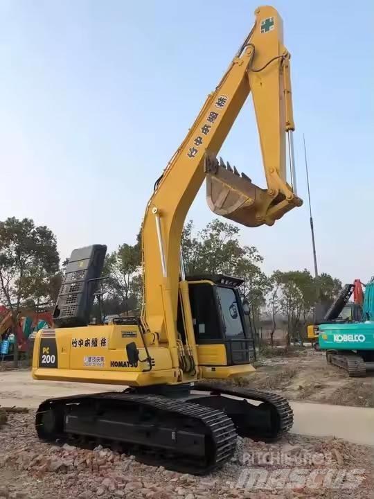 Komatsu PC200-8 대형 굴삭기 29톤 이상