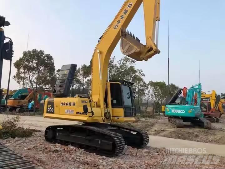 Komatsu PC200-8 대형 굴삭기 29톤 이상