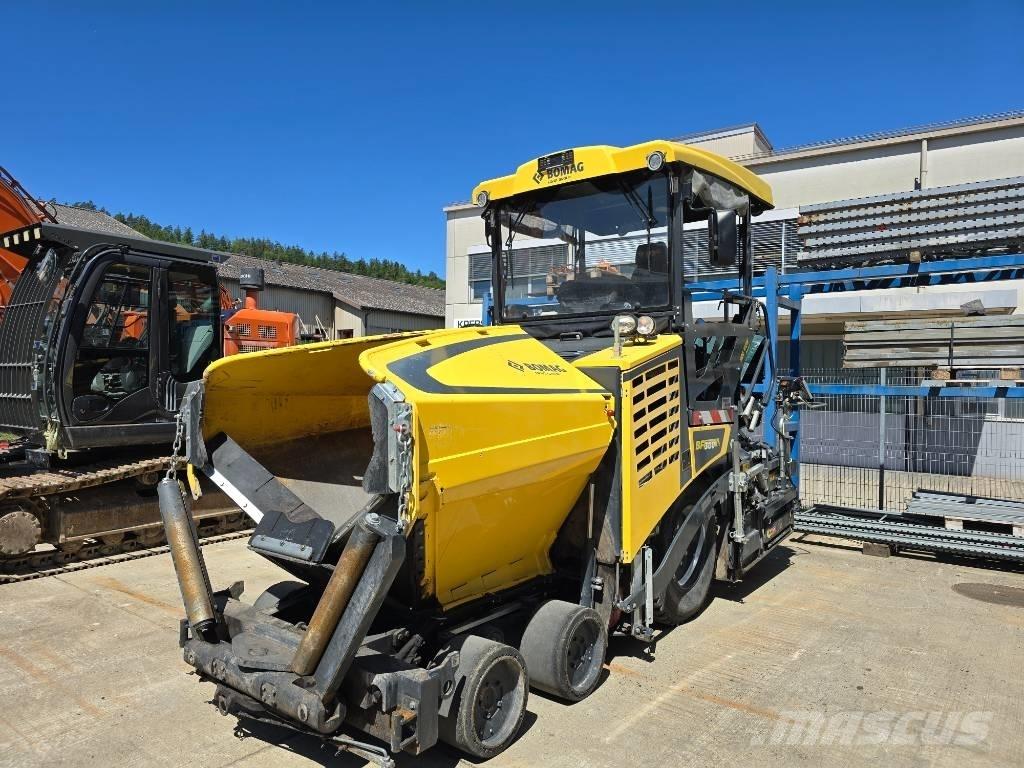 Bomag BF 300 P-2 아스팔트 포장장비