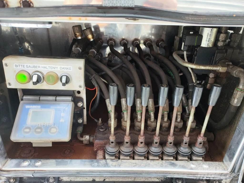 Meusburger MTS-3 로우 로더-세미 트레일러