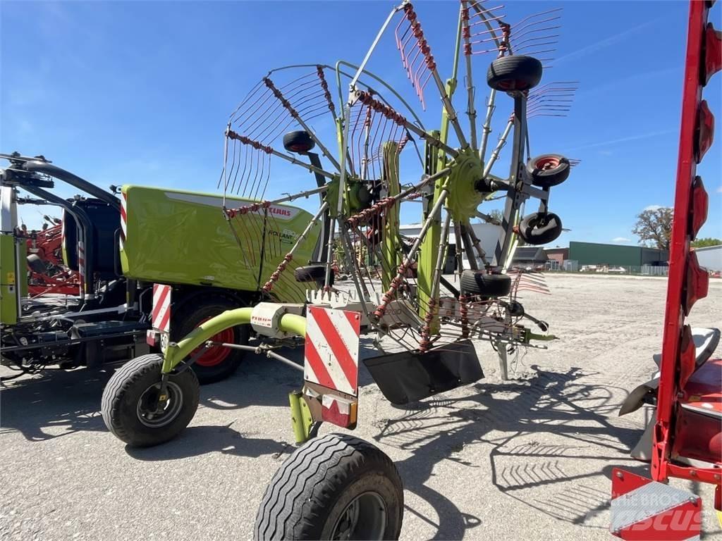 CLAAS LINER 2700 수확기