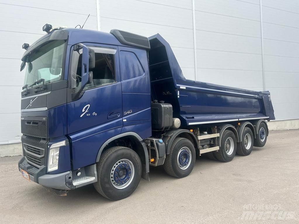 Volvo FH 덤프 트럭