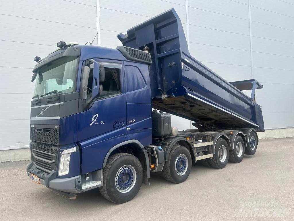 Volvo FH 덤프 트럭