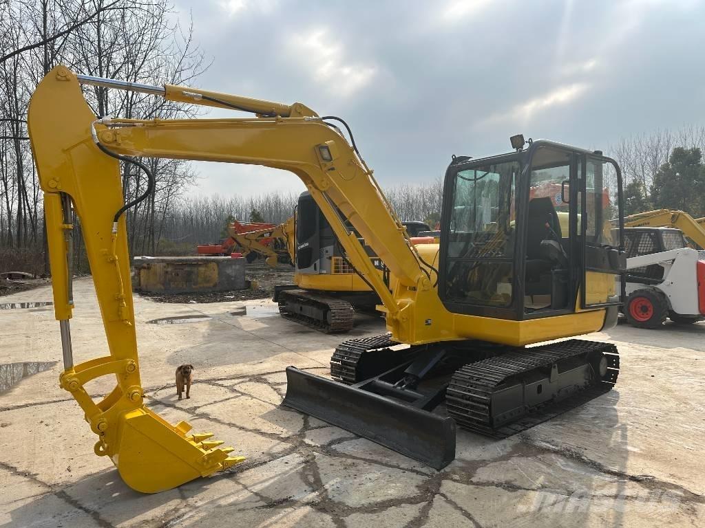 Komatsu PC56-7 대형 굴삭기 29톤 이상