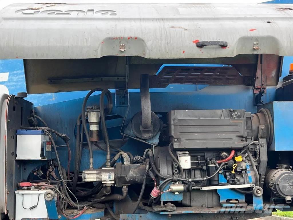 Genie S- 125 견인식 전동이동 리프트