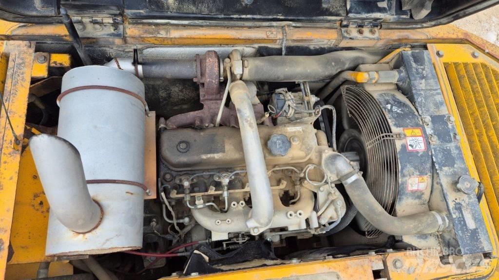JCB JS 130 W  휠 굴삭기